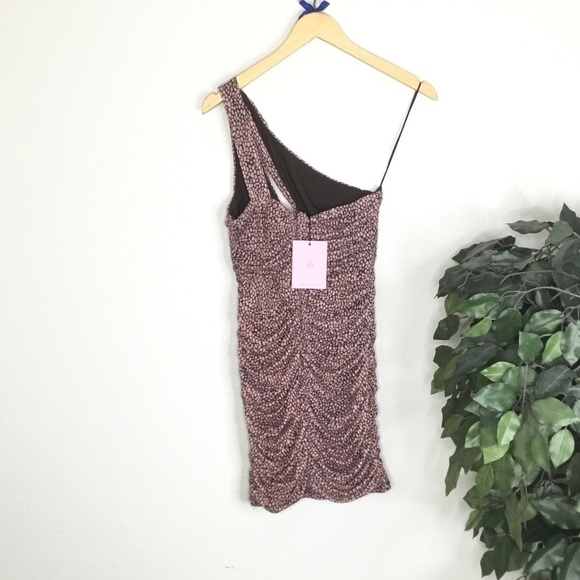 NWT Hello Molly Body Con Ruched Dress - Picture 6 of 7